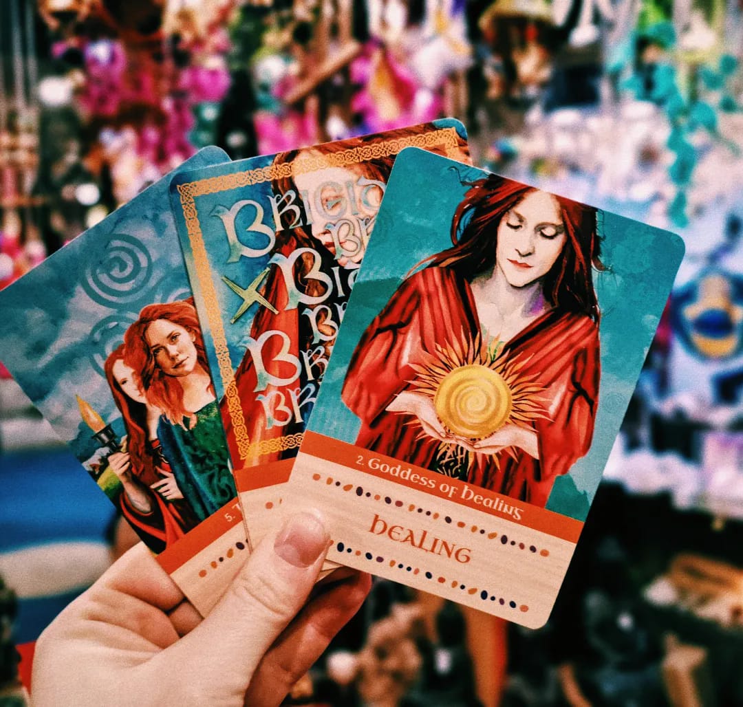 Brigid: Celtic Goddess & Patron Saint Oracle (Moon Mná) - Image 2